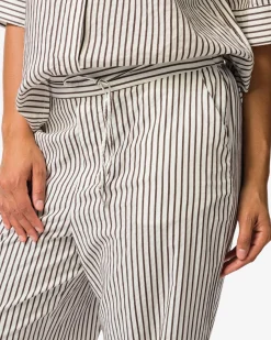 damesbroek Sally wide fit seersucker strepen wit