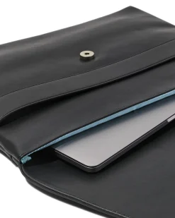 laptophoes 37x28x2.5cm met flap zwart