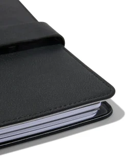 navulbaar notitieboek zwart A5 gevuld met lijntjes