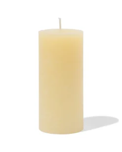 rustieke kaarsen lichtgeel