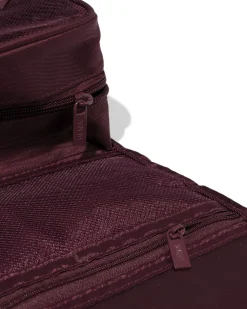 toilettas hangend 22x25cm bordeaux